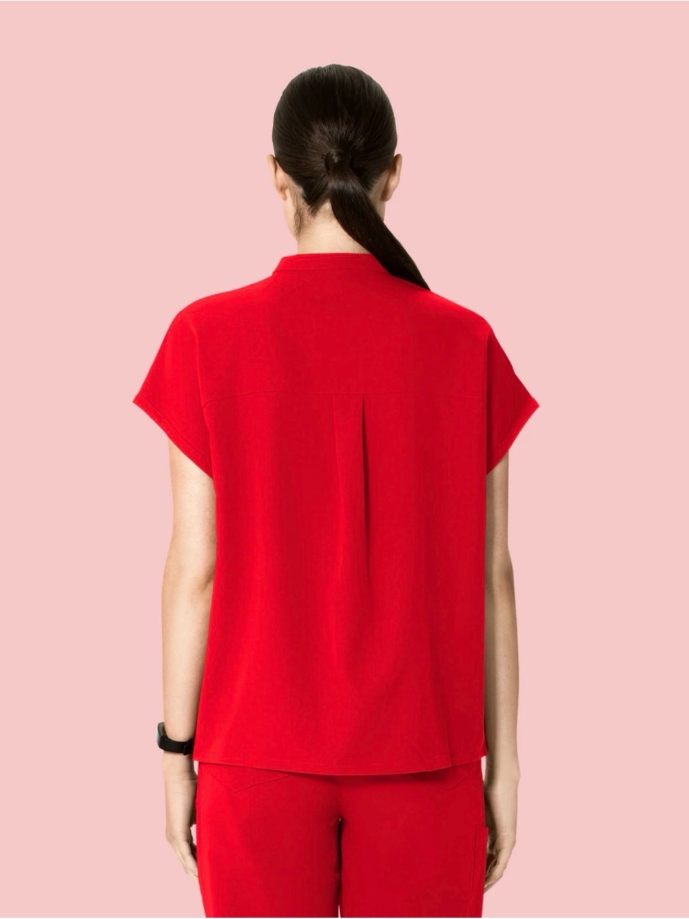 NWOT Mandala Dolman Poppy Red Scrub Top Size Medium - Picture 2 of 3